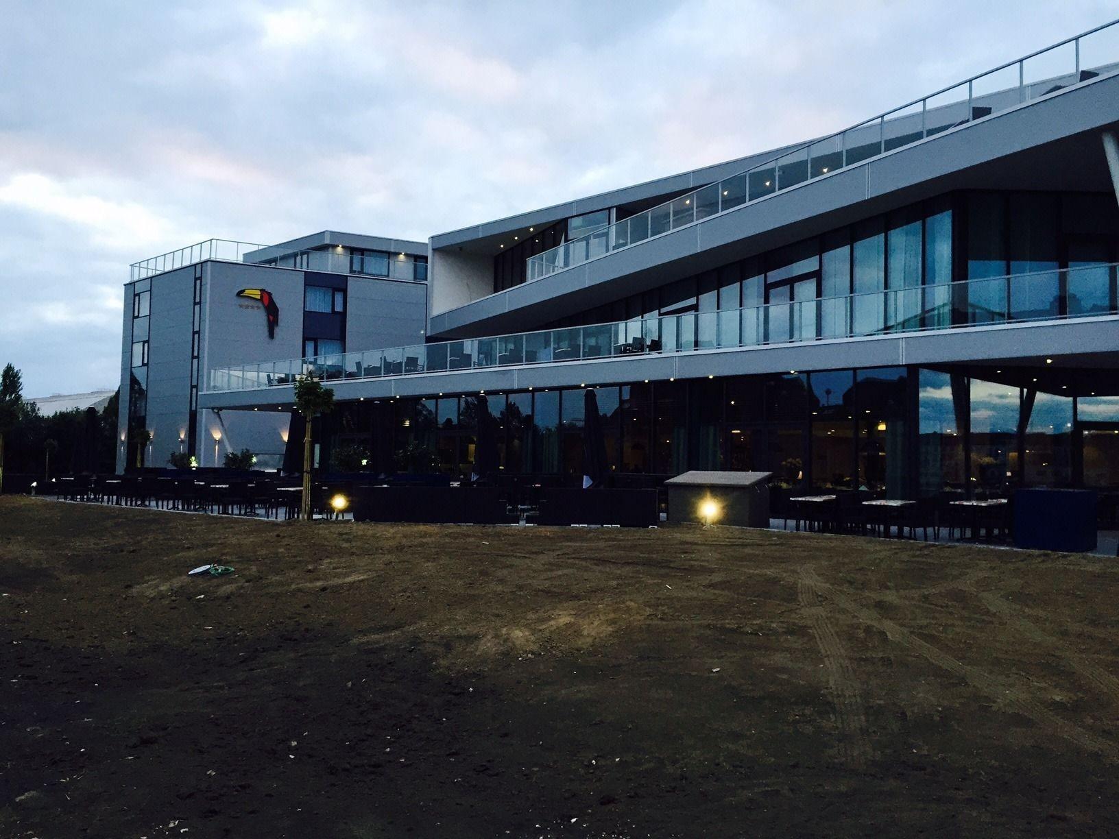 Van Der Valk Hotel Mons Congres & Spa Екстер'єр фото