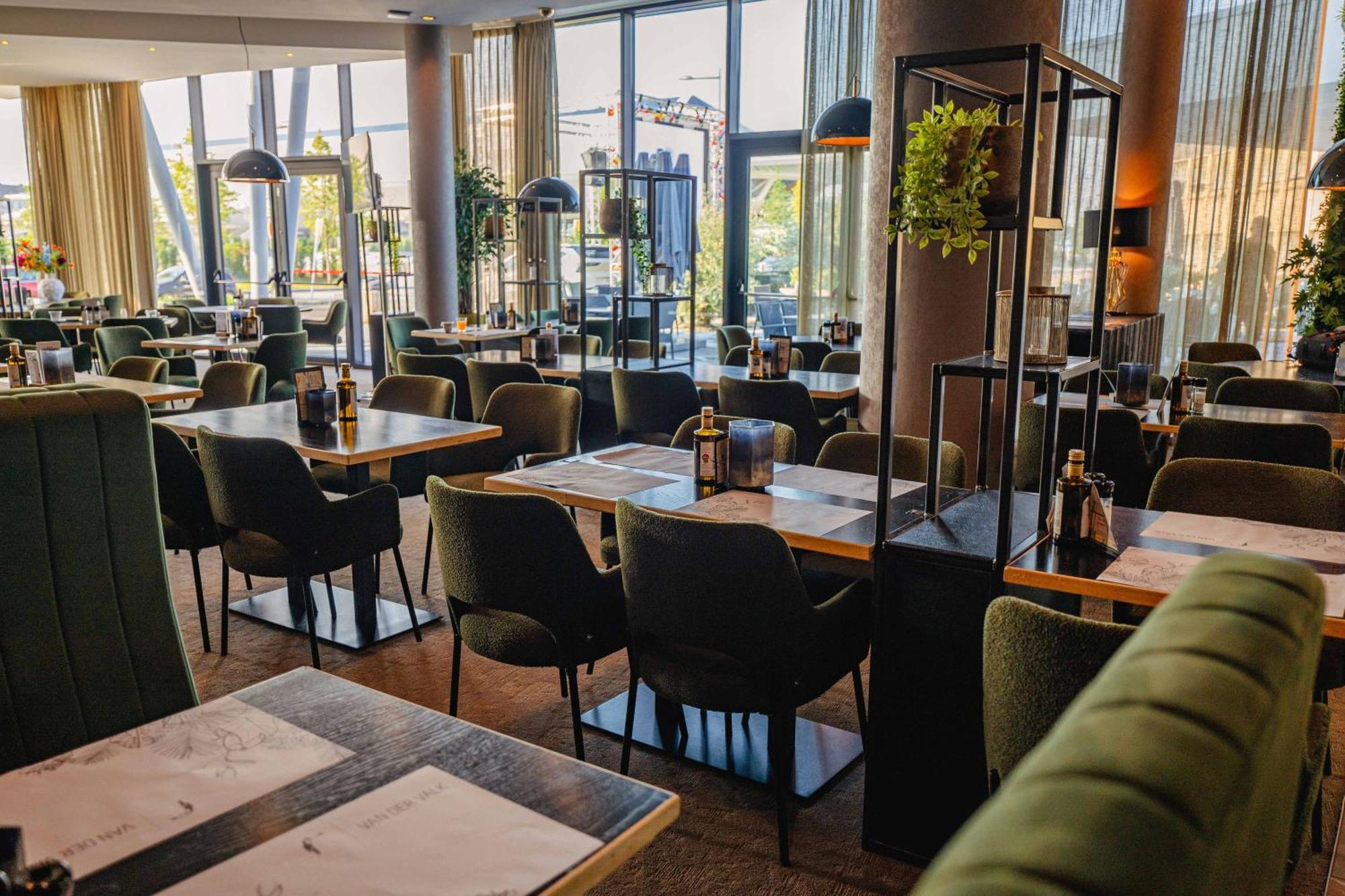 Van Der Valk Hotel Mons Congres & Spa Екстер'єр фото