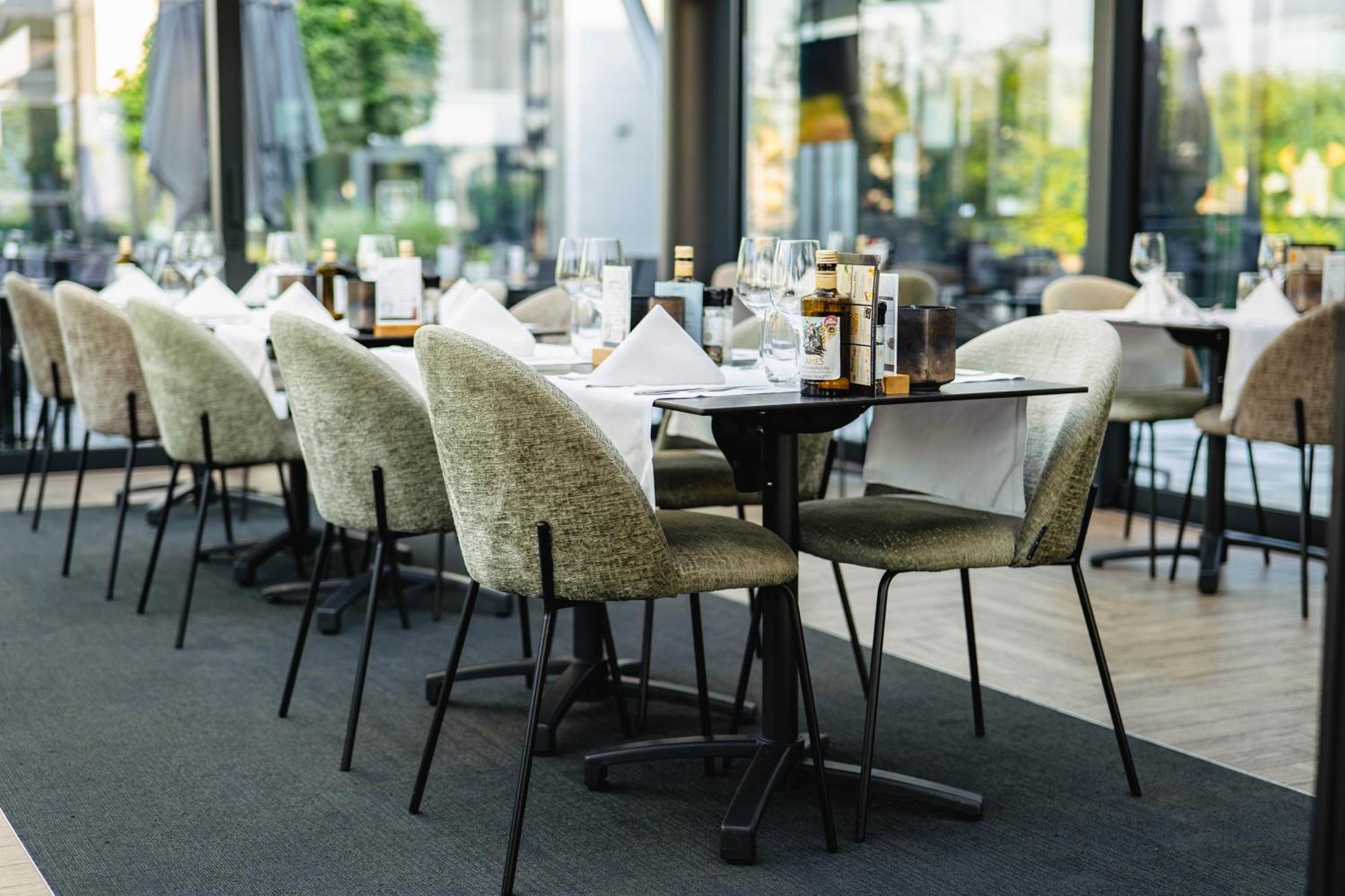 Van Der Valk Hotel Mons Congres & Spa Екстер'єр фото